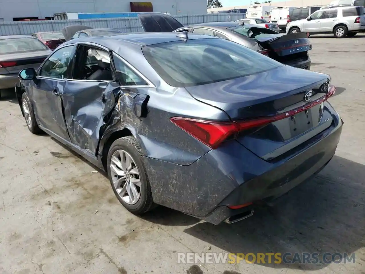 3 Photograph of a damaged car 4T1JZ1FB6MU063736 TOYOTA AVALON 2021