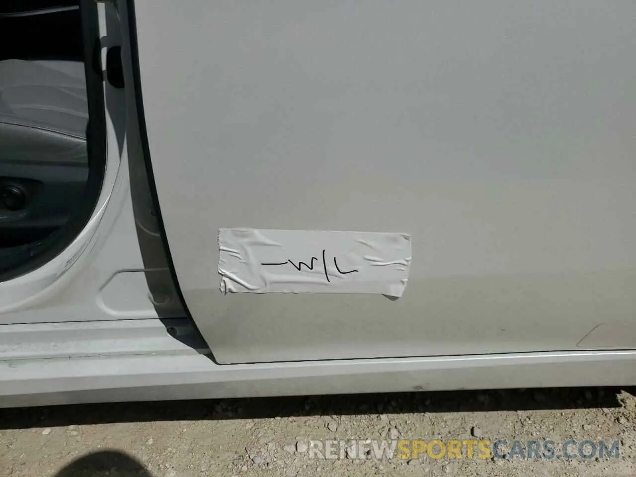 12 Photograph of a damaged car 4T1JZ1FB7MU058366 TOYOTA AVALON 2021