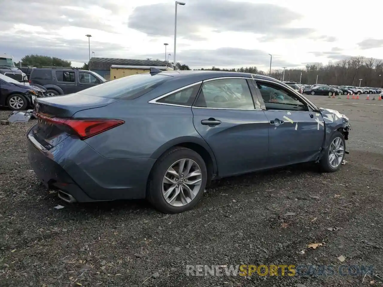 3 Photograph of a damaged car 4T1LB1BB0MU002434 TOYOTA AVALON 2021