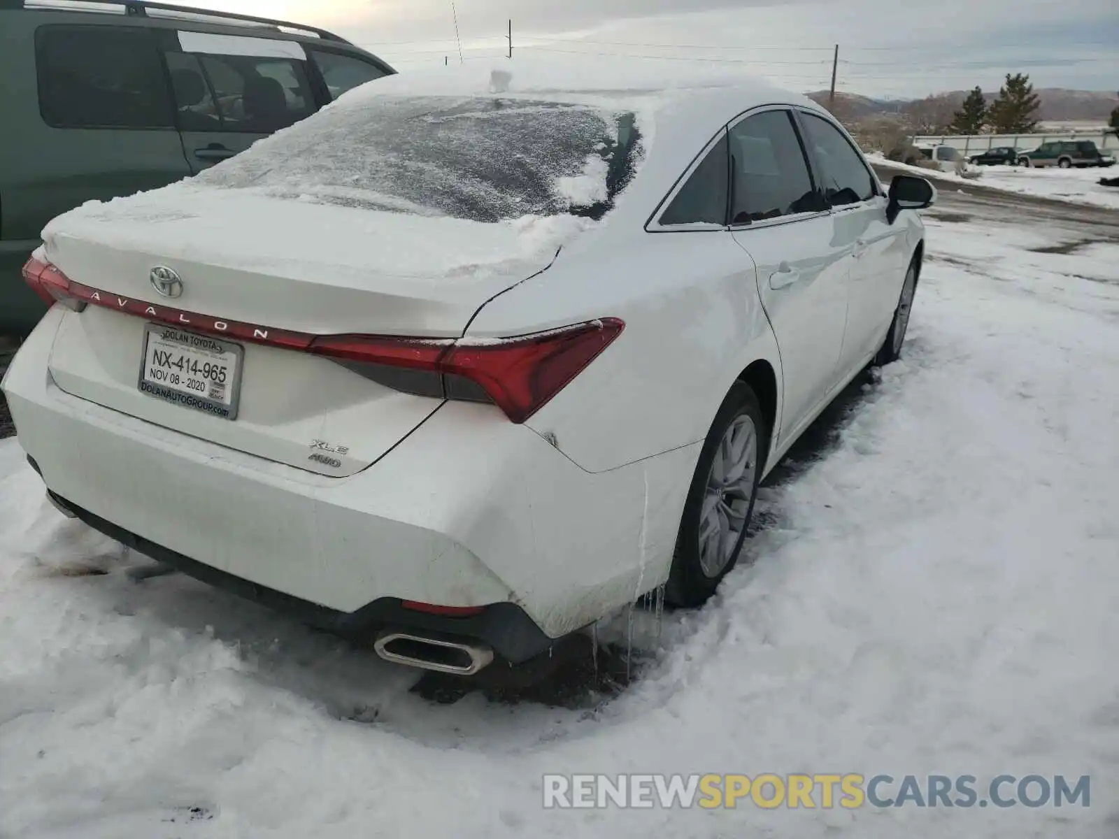 4 Photograph of a damaged car 4T1LB1BB3MU001181 TOYOTA AVALON 2021