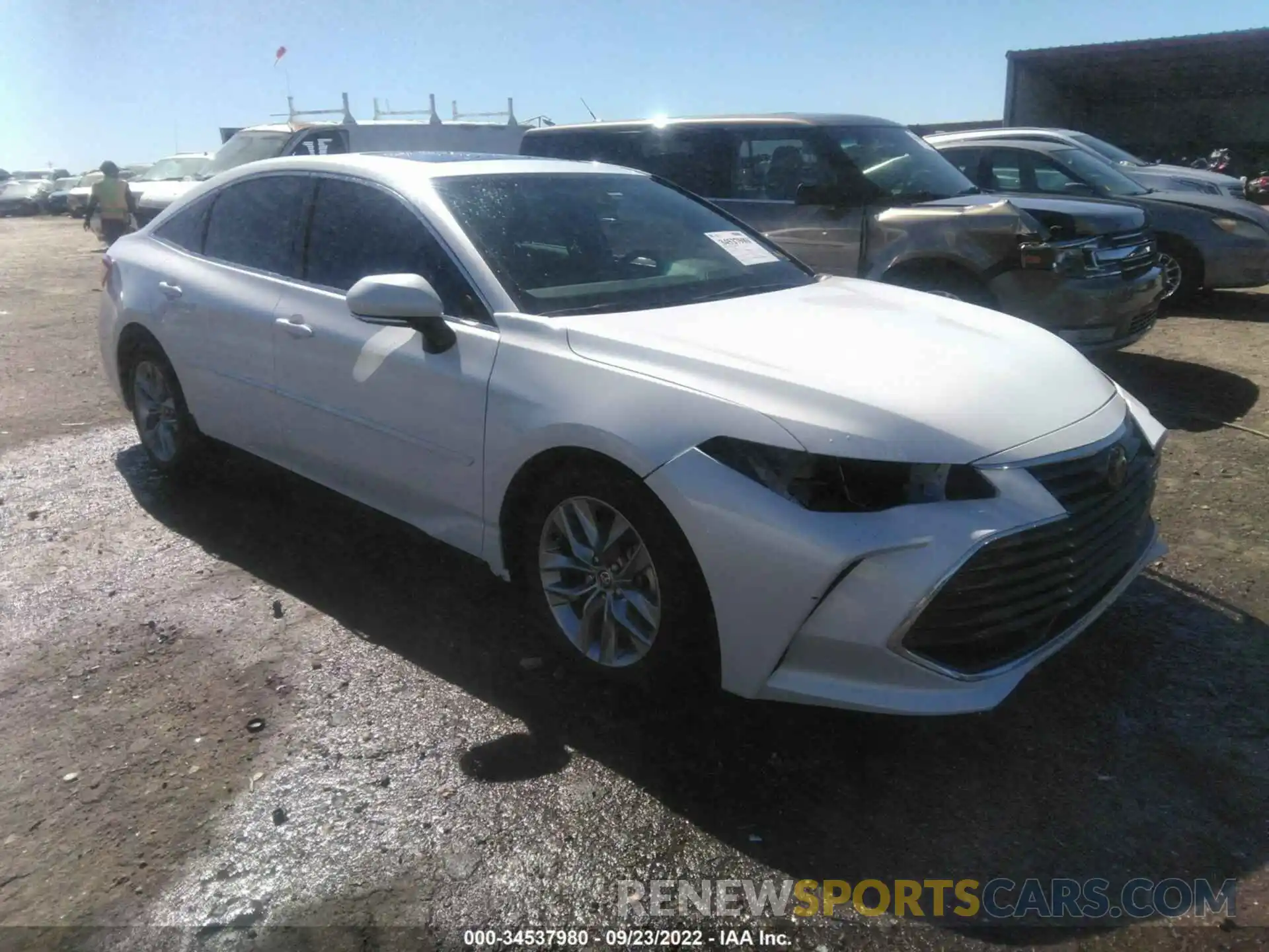 1 Photograph of a damaged car 4T1LB1BB8MU001418 TOYOTA AVALON 2021