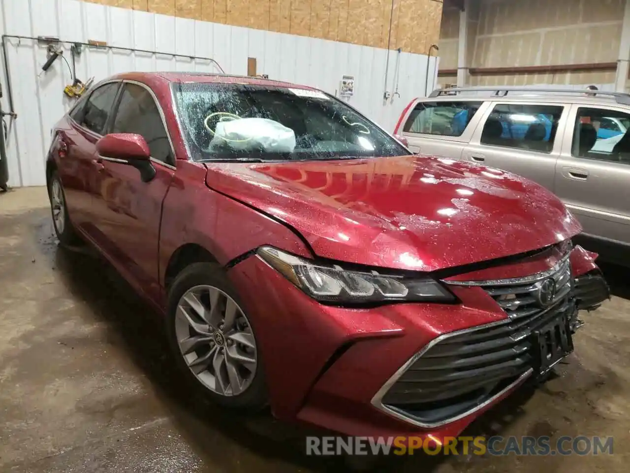 1 Photograph of a damaged car 4T1LB1BBXMU001629 TOYOTA AVALON 2021