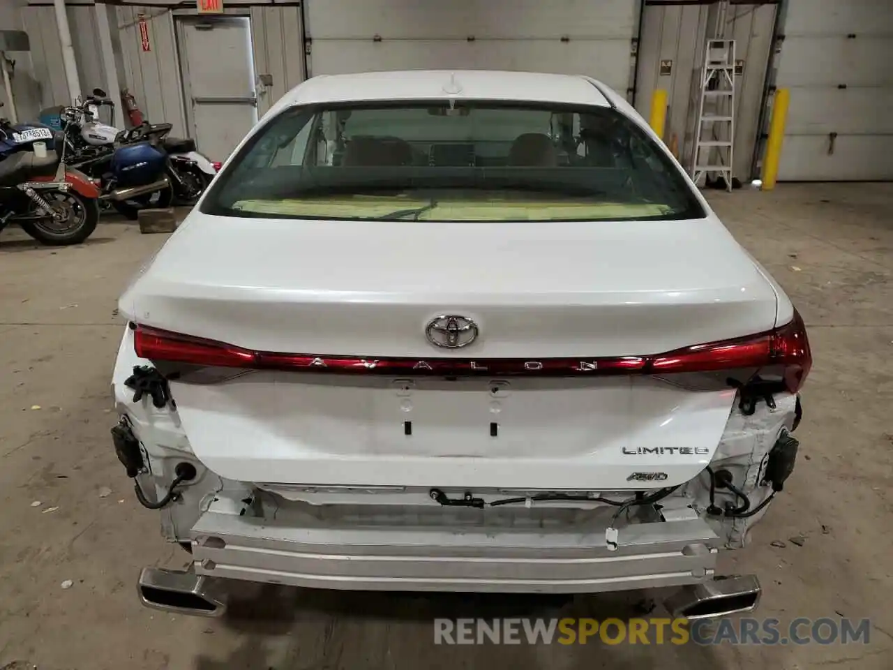 6 Photograph of a damaged car 4T1NB1BB5MU002230 TOYOTA AVALON 2021