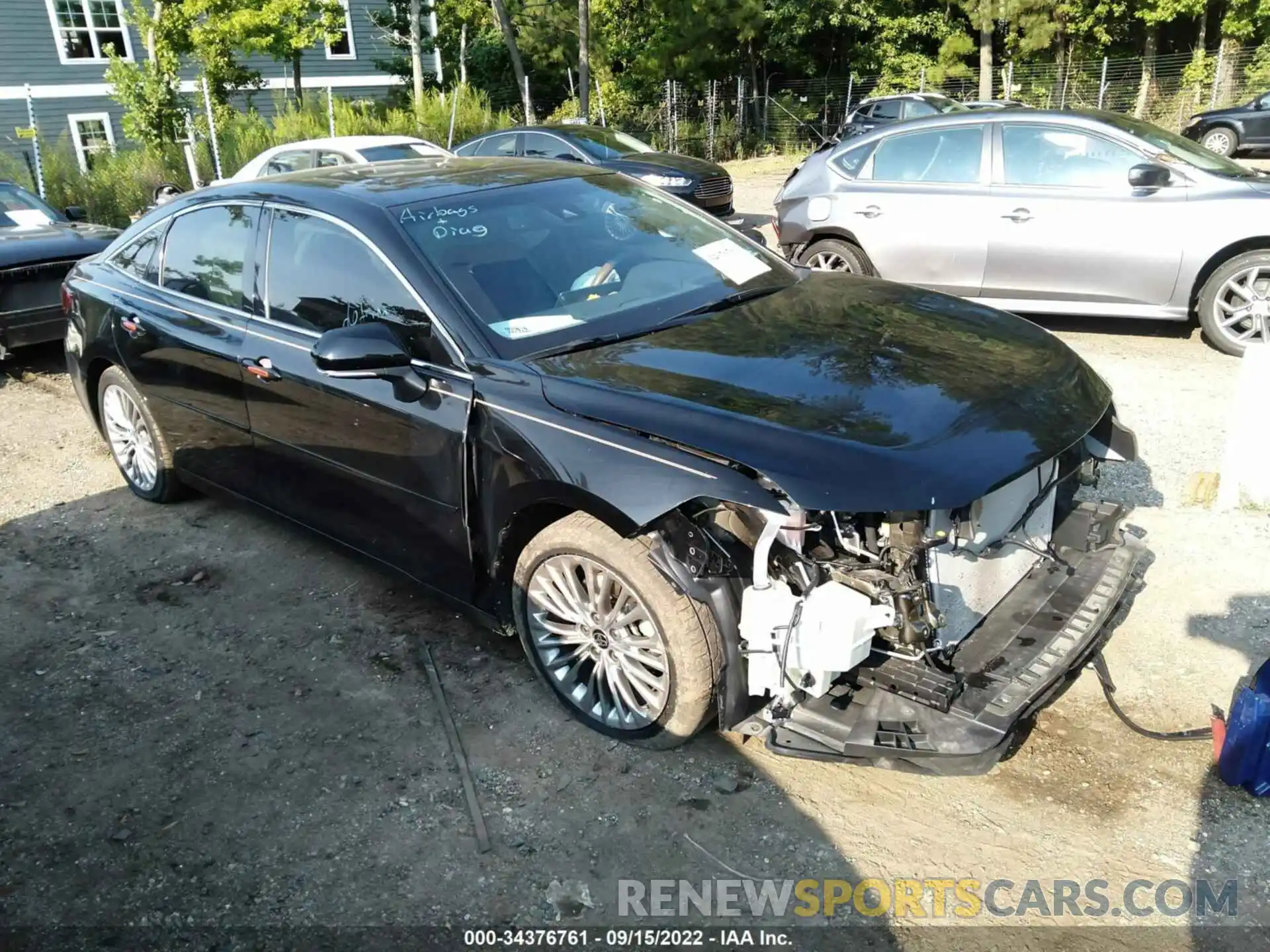 1 Photograph of a damaged car 4T1NB1BB7MU001287 TOYOTA AVALON 2021