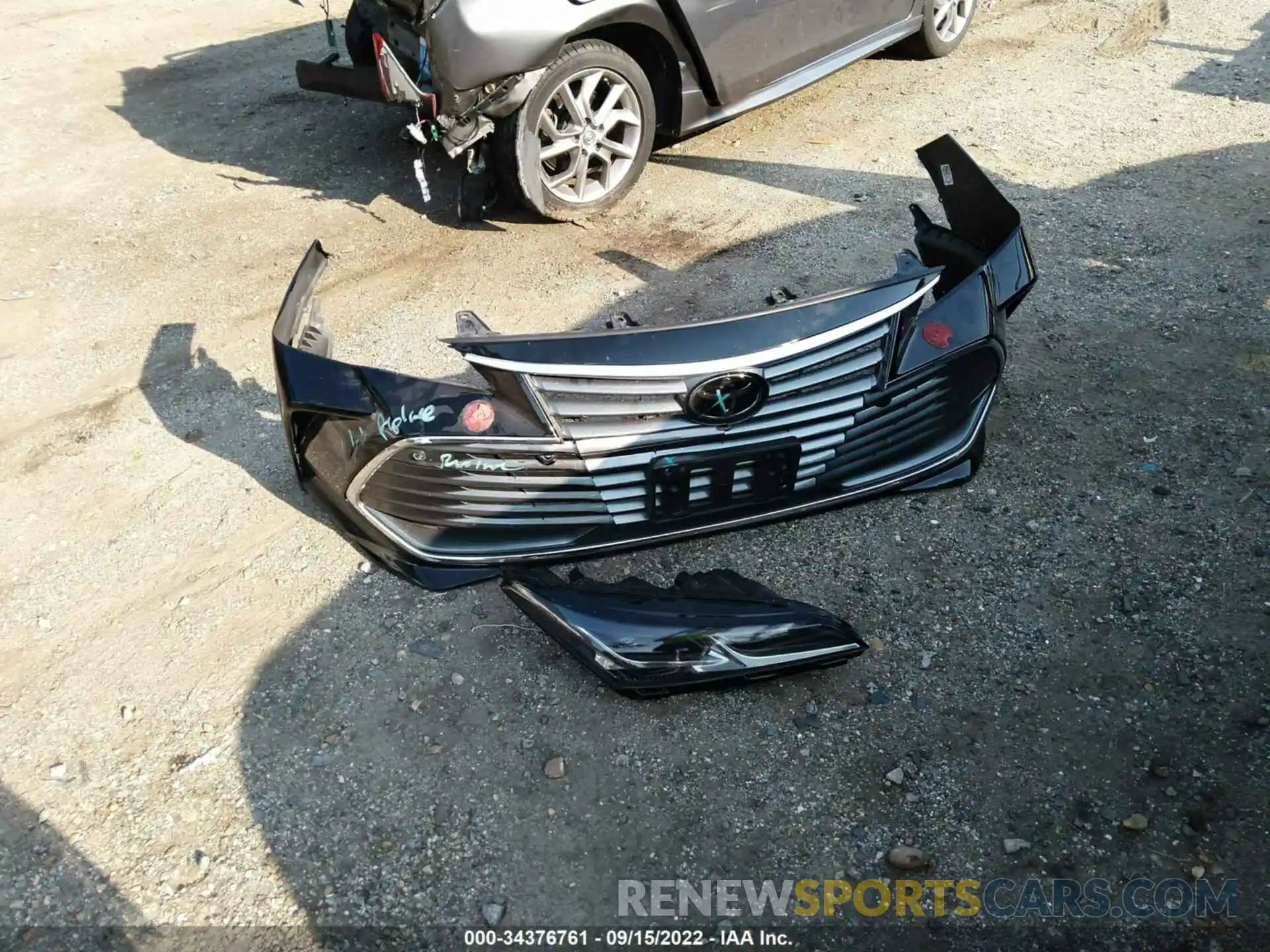 12 Photograph of a damaged car 4T1NB1BB7MU001287 TOYOTA AVALON 2021