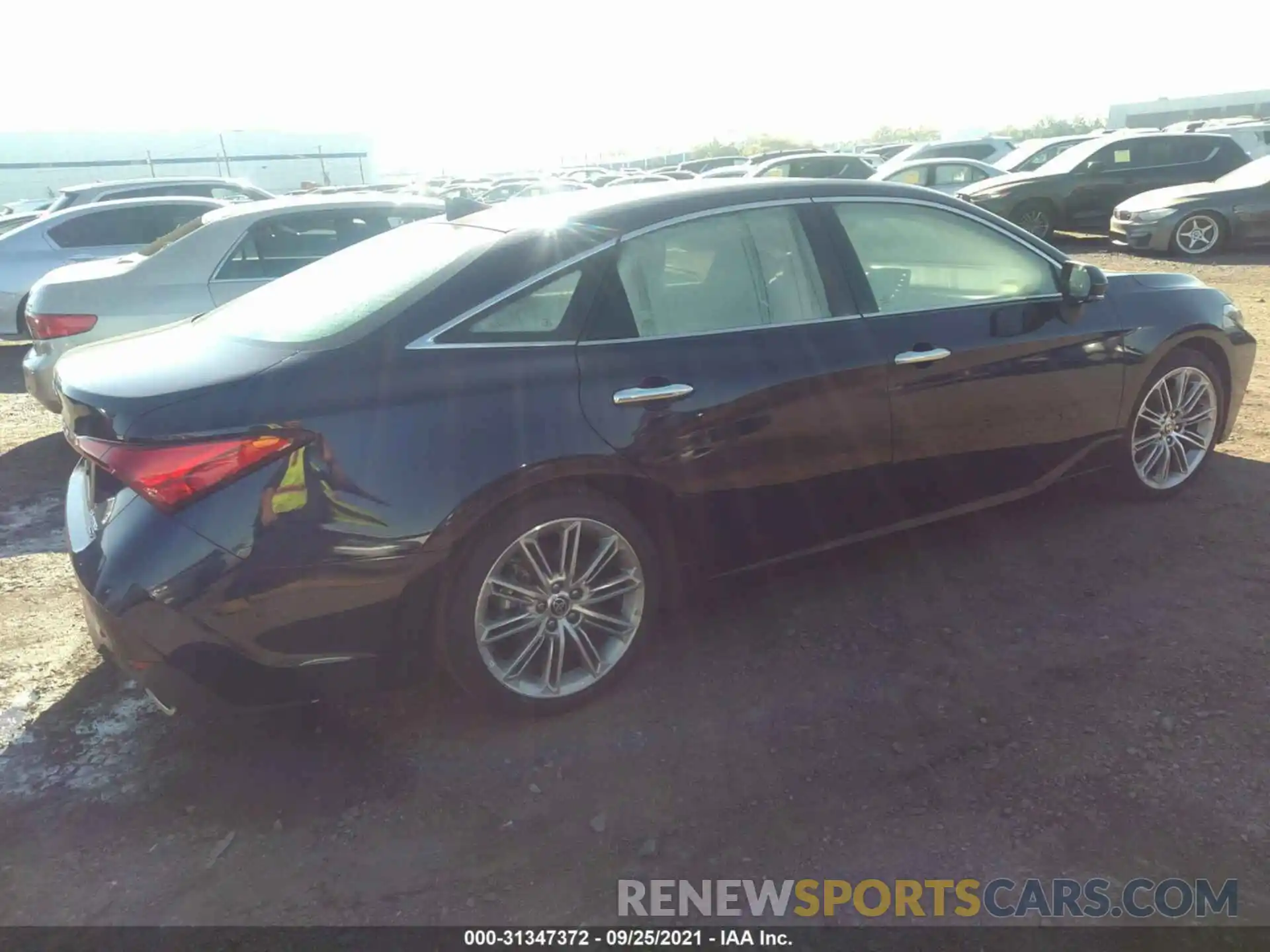 4 Photograph of a damaged car 4T1NB1BB7MU001970 TOYOTA AVALON 2021