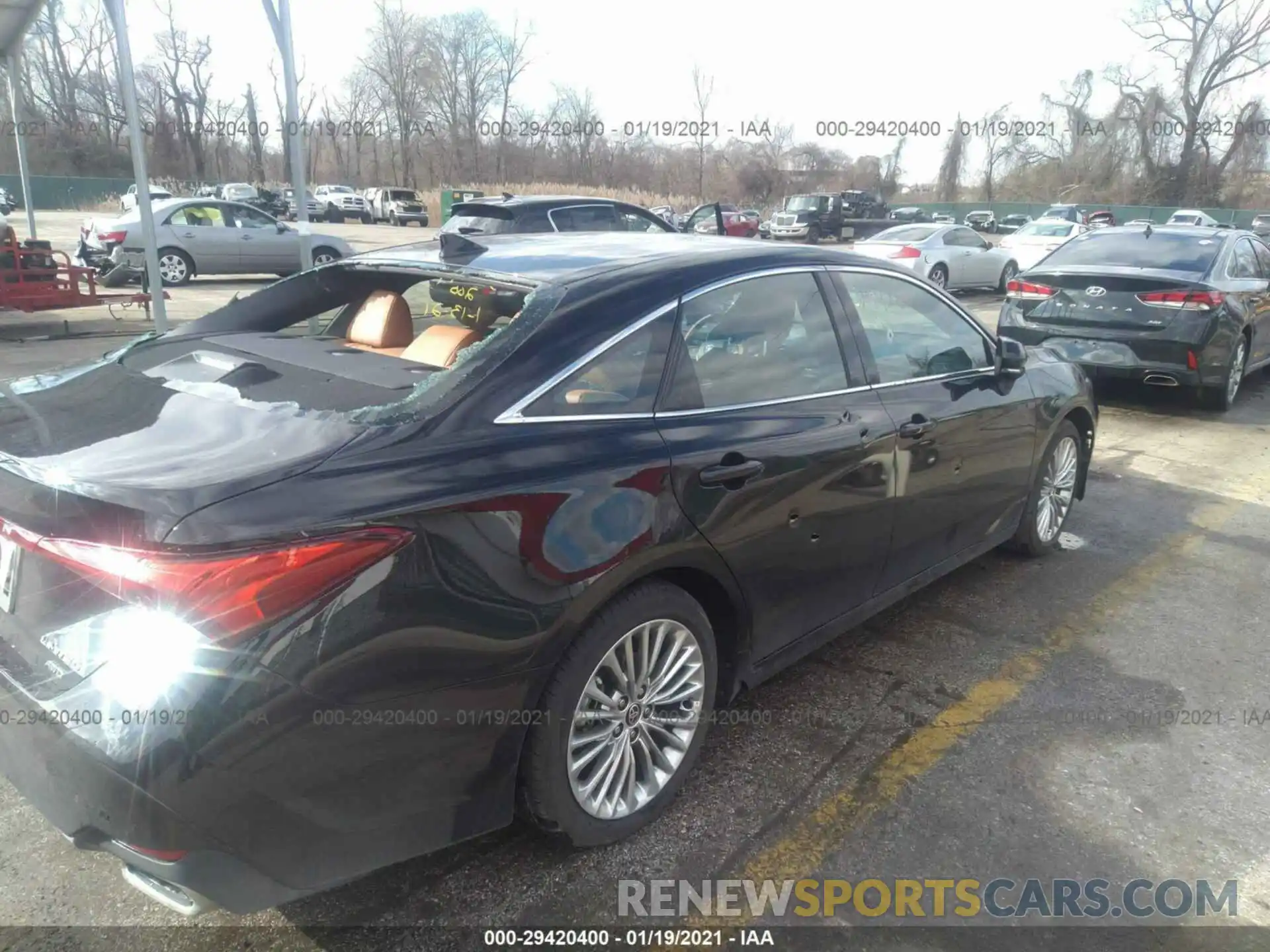 6 Photograph of a damaged car 4T1NB1BB8MU001427 TOYOTA AVALON 2021