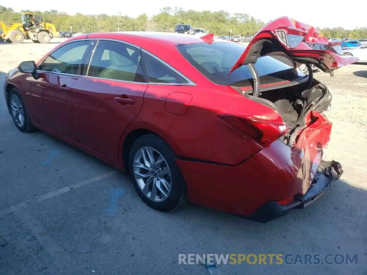 2 Photograph of a damaged car 4T1AA1AB0NU015696 TOYOTA AVALON 2022