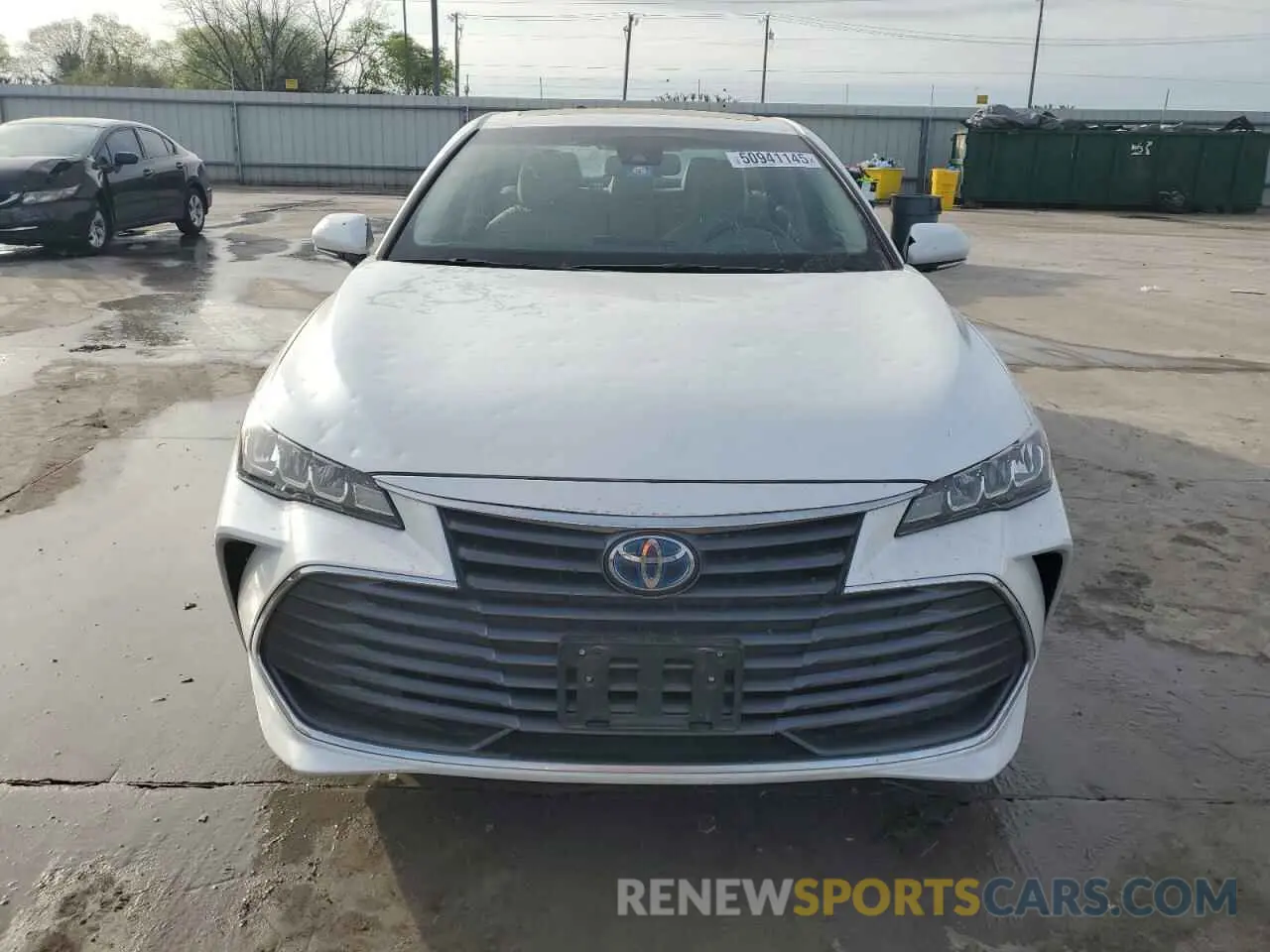 5 Photograph of a damaged car 4T1AA1AB4NU014048 TOYOTA AVALON 2022