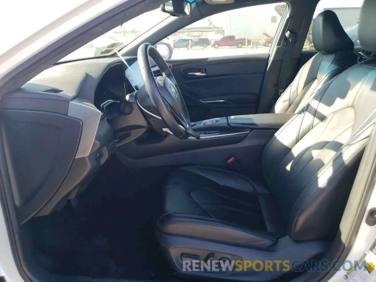 7 Photograph of a damaged car 4T1AA1AB7NU012682 TOYOTA AVALON 2022