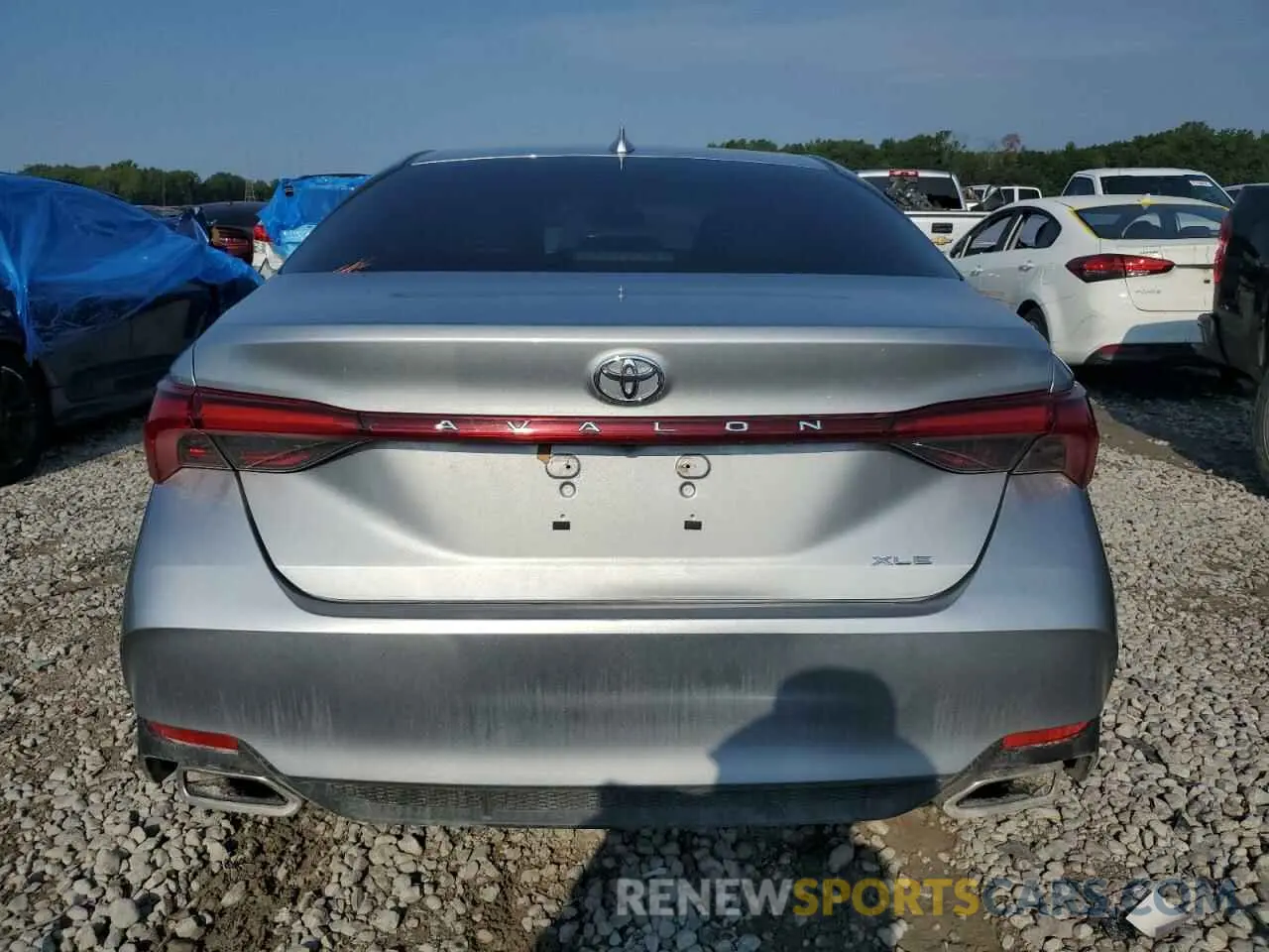 6 Photograph of a damaged car 4T1AZ1FB9NU088034 TOYOTA AVALON 2022