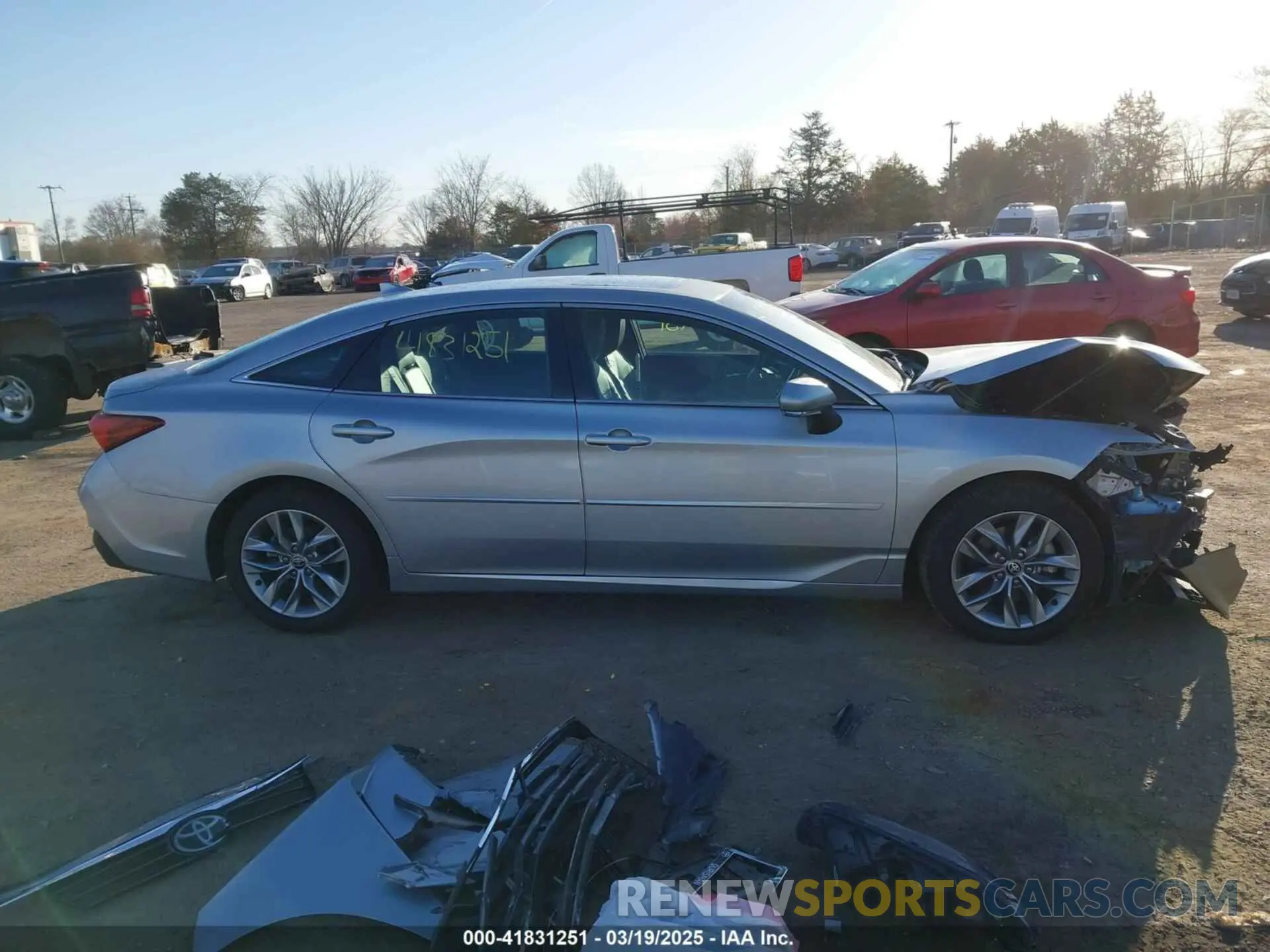 13 Photograph of a damaged car 4T1AZ1FBXNU085305 TOYOTA AVALON 2022