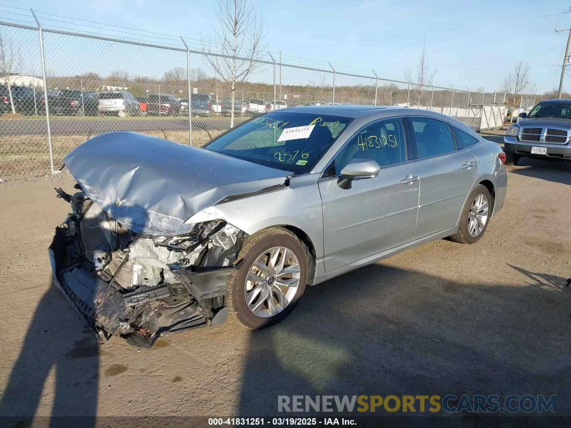 2 Photograph of a damaged car 4T1AZ1FBXNU085305 TOYOTA AVALON 2022