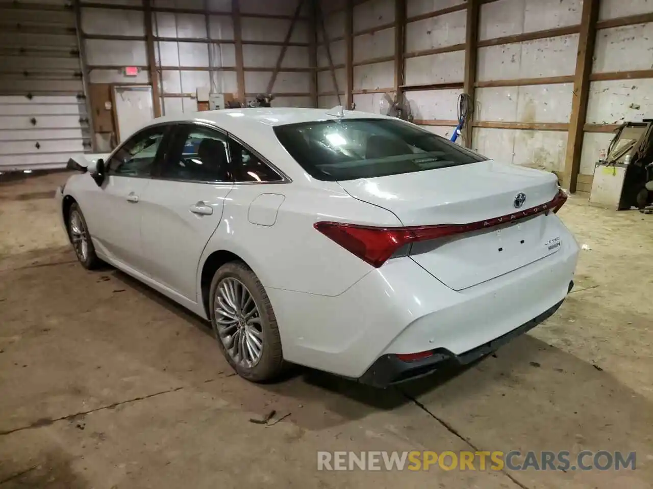 3 Photograph of a damaged car 4T1DA1AB4NU011583 TOYOTA AVALON 2022