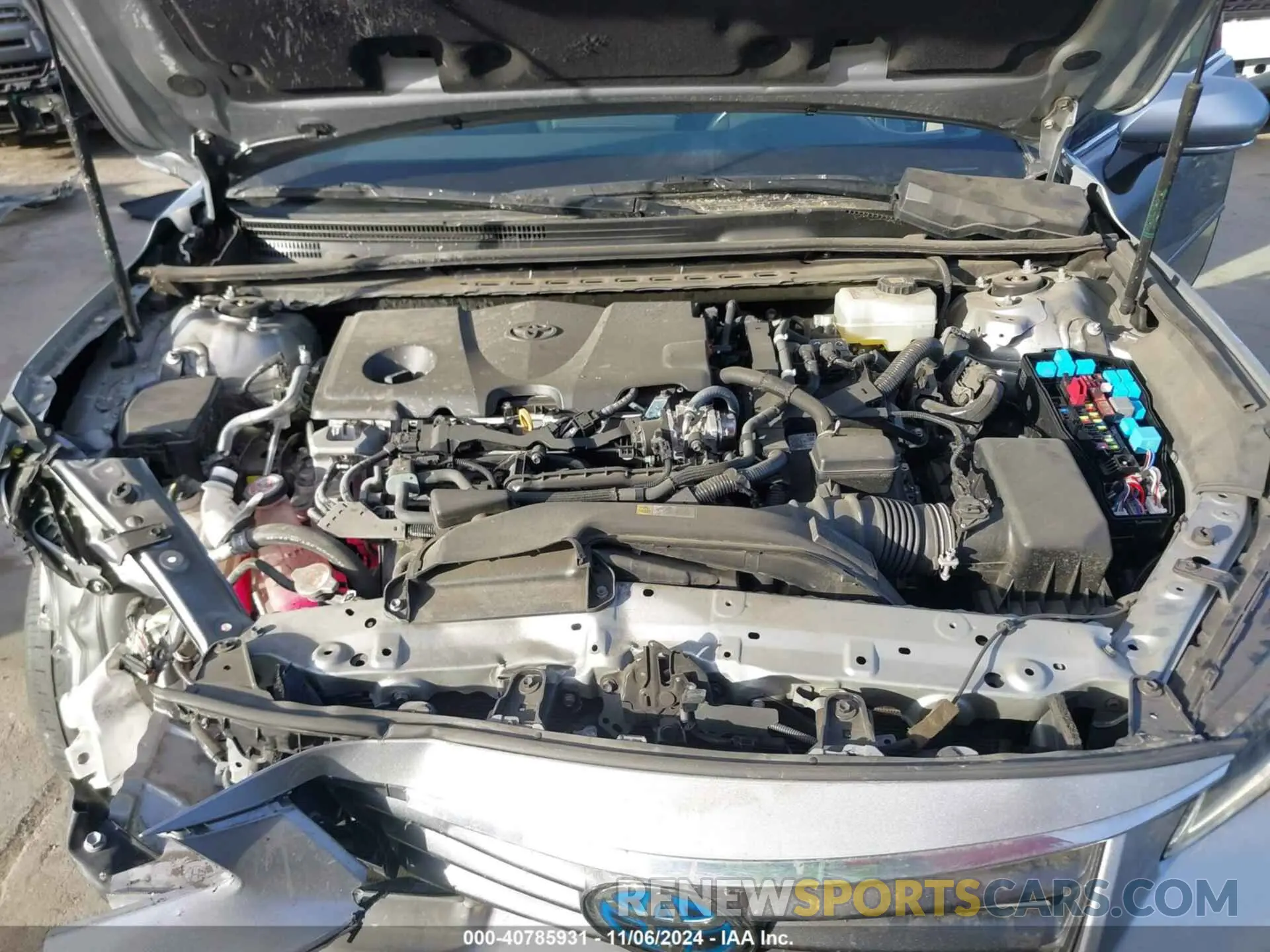10 Photograph of a damaged car 4T1DA1AB6NU014548 TOYOTA AVALON 2022