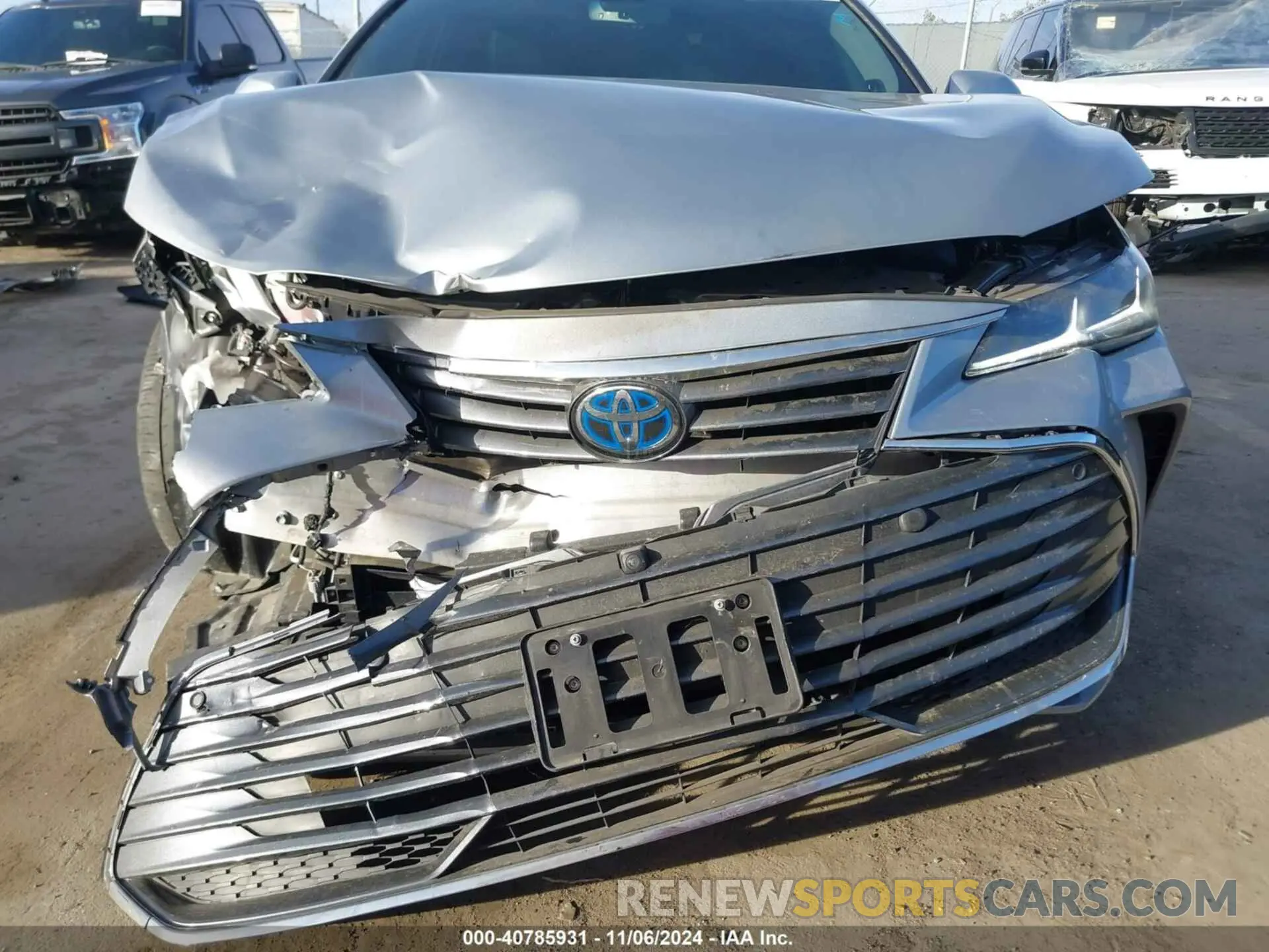 6 Photograph of a damaged car 4T1DA1AB6NU014548 TOYOTA AVALON 2022
