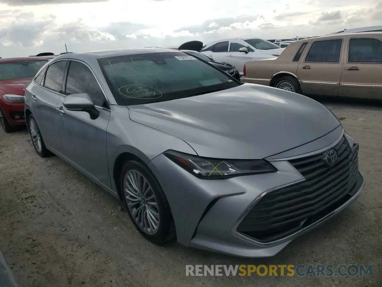 4 Photograph of a damaged car 4T1DA1AB6NU015666 TOYOTA AVALON 2022