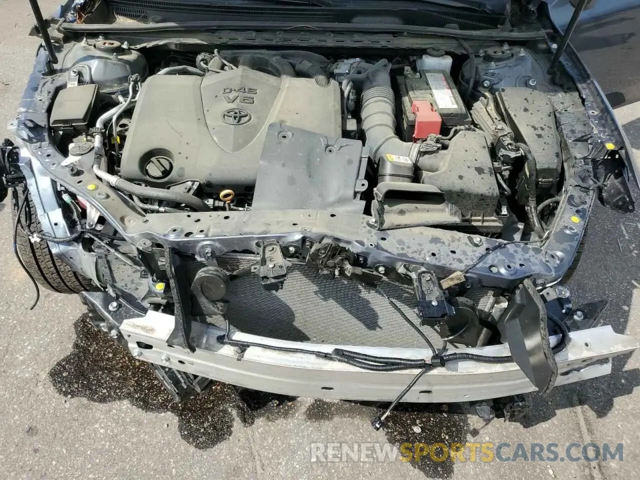 11 Photograph of a damaged car 4T1DZ1FB3NU074403 TOYOTA AVALON 2022