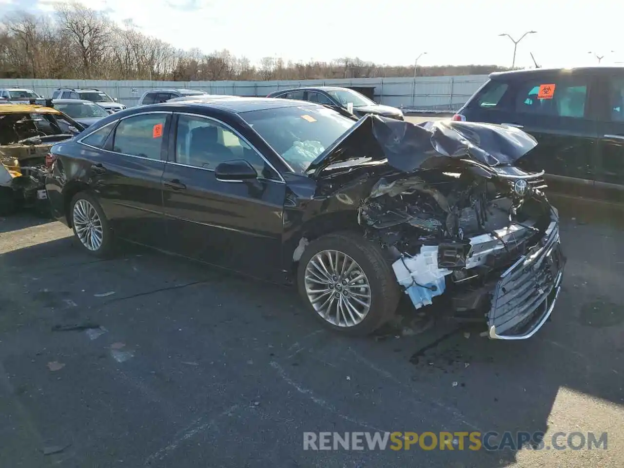 4 Photograph of a damaged car 4T1DZ1FB4NU087631 TOYOTA AVALON 2022