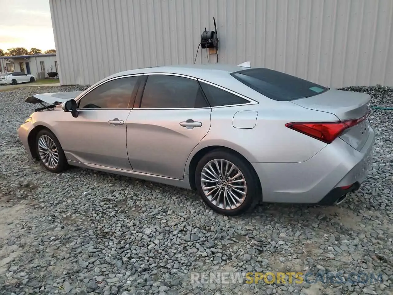 2 Photograph of a damaged car 4T1DZ1FB7NU083279 TOYOTA AVALON 2022