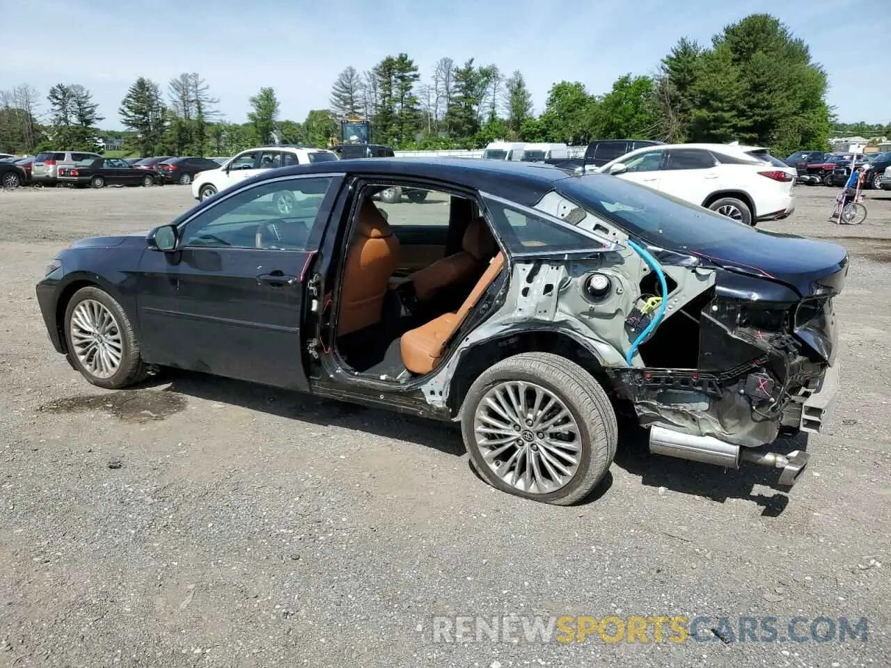 2 Photograph of a damaged car 4T1DZ1FB9NU076222 TOYOTA AVALON 2022