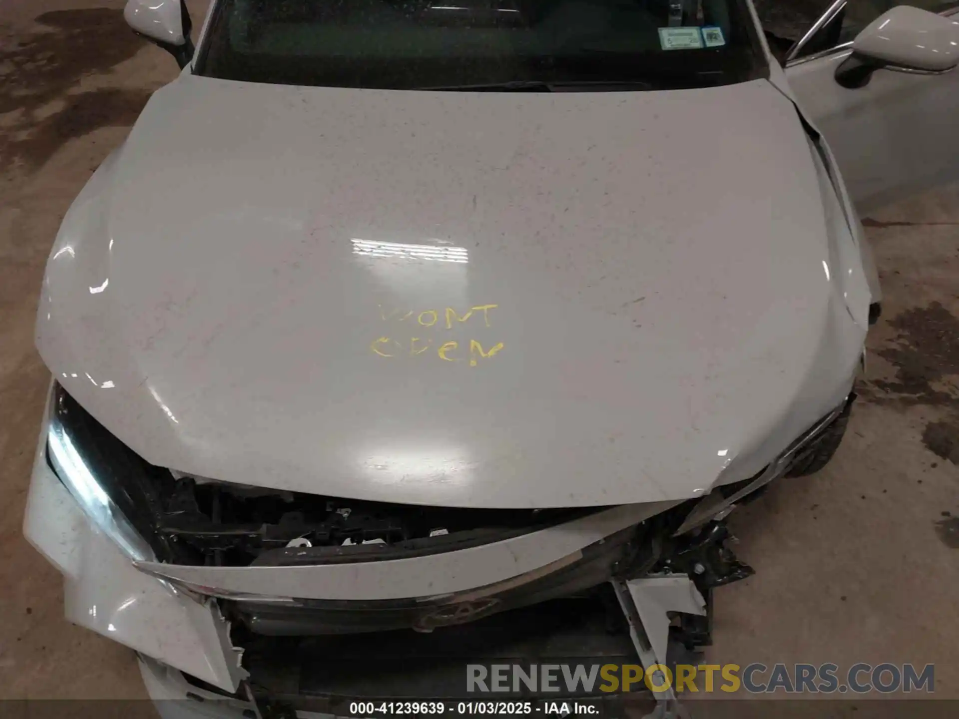 10 Photograph of a damaged car 4T1DZ1FB9NU079282 TOYOTA AVALON 2022