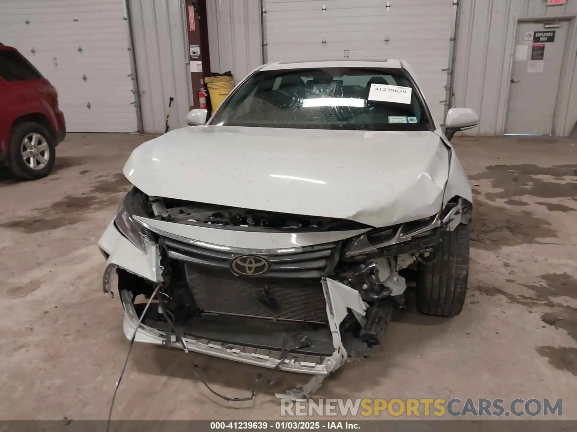 12 Photograph of a damaged car 4T1DZ1FB9NU079282 TOYOTA AVALON 2022