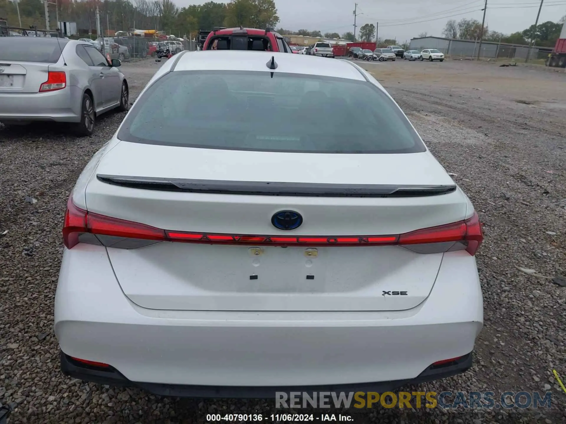 15 Photograph of a damaged car 4T1EA1AB0NU014517 TOYOTA AVALON 2022
