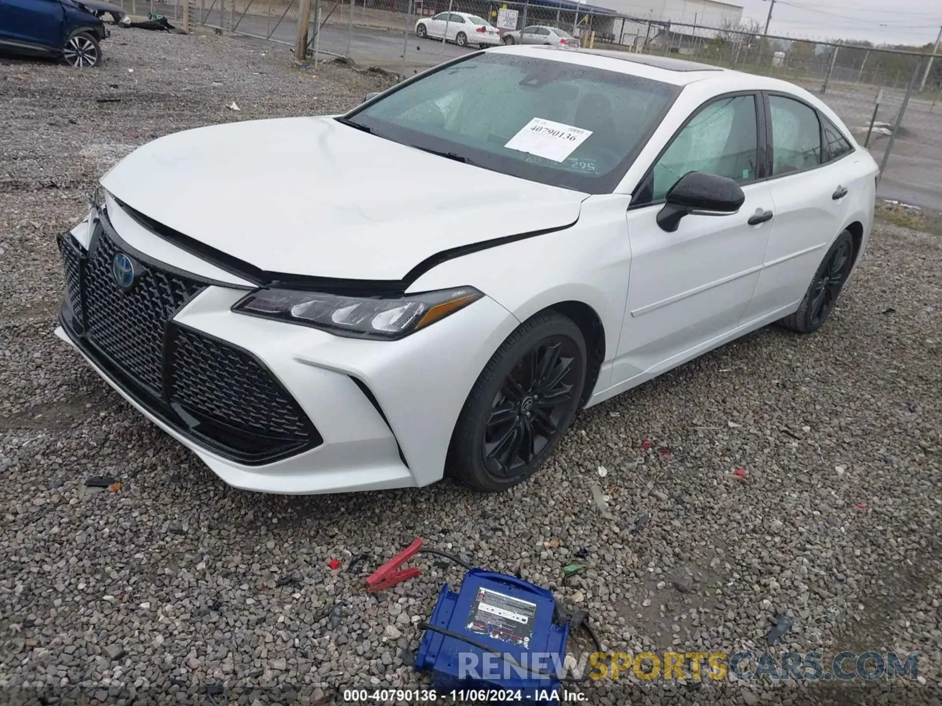 2 Photograph of a damaged car 4T1EA1AB0NU014517 TOYOTA AVALON 2022