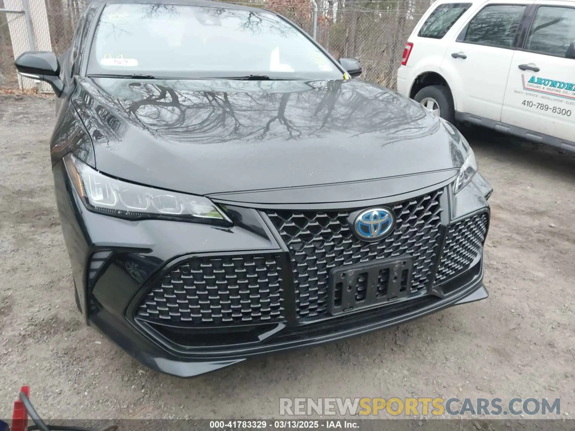 13 Photograph of a damaged car 4T1EA1AB1NU013439 TOYOTA AVALON 2022