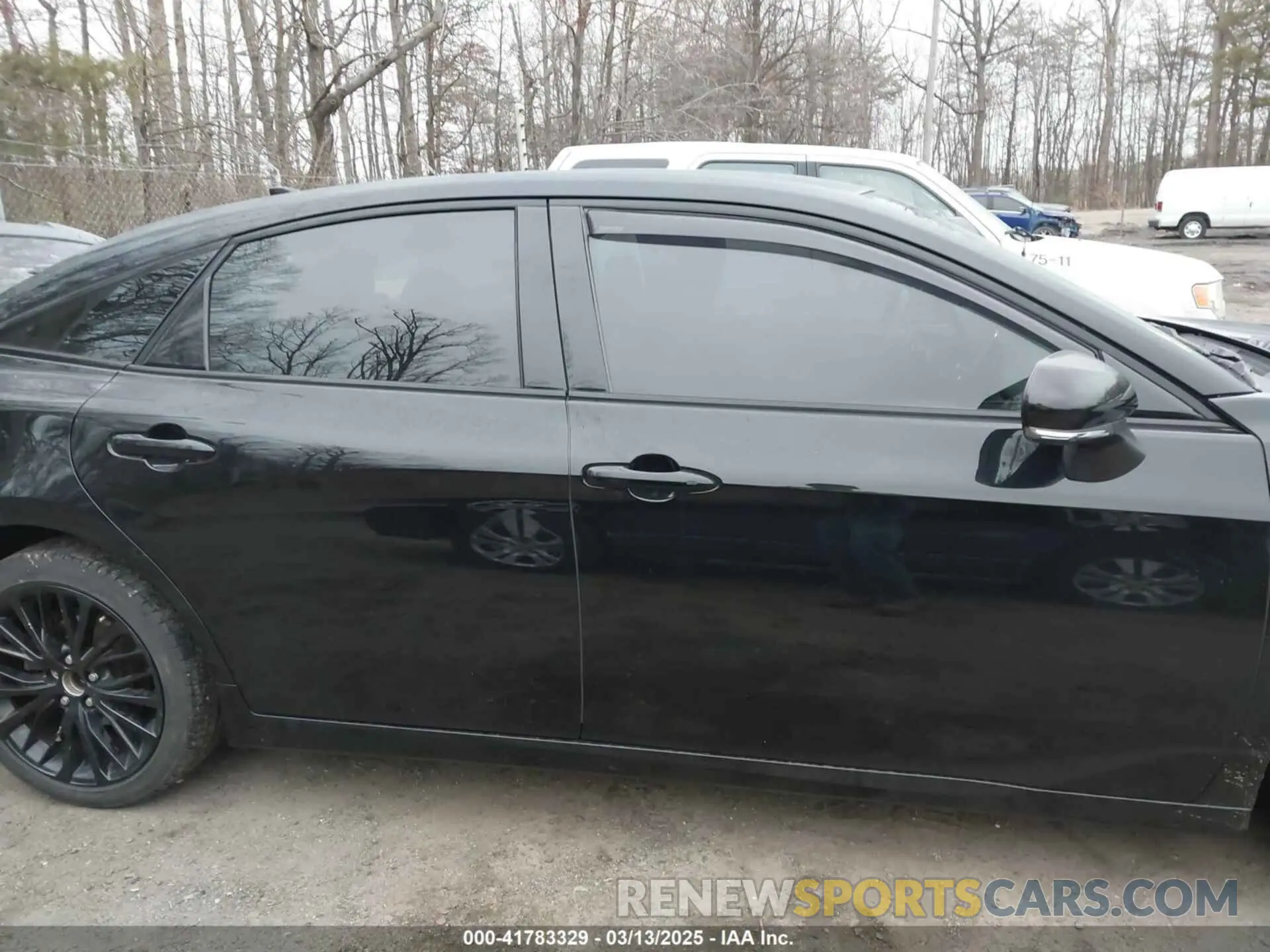 14 Photograph of a damaged car 4T1EA1AB1NU013439 TOYOTA AVALON 2022
