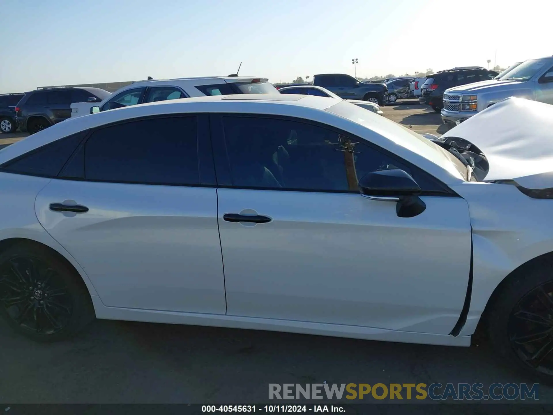 13 Photograph of a damaged car 4T1EA1AB2NU014860 TOYOTA AVALON 2022