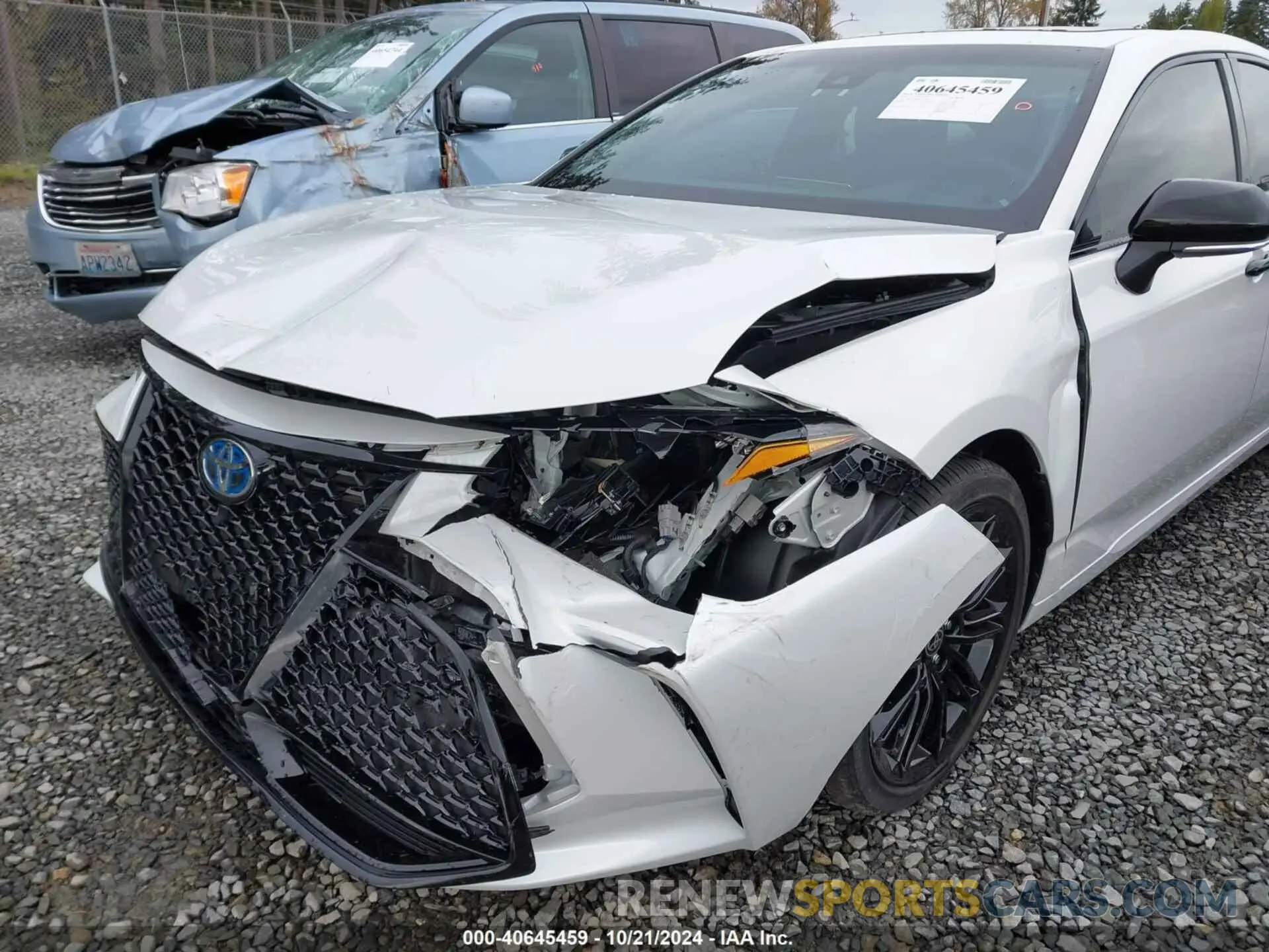 6 Photograph of a damaged car 4T1EA1AB6NU014702 TOYOTA AVALON 2022