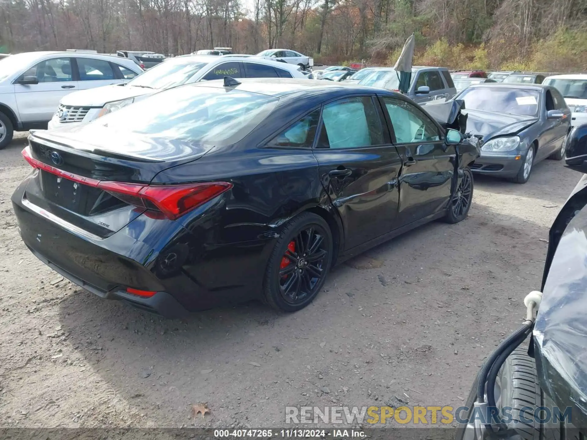 4 Photograph of a damaged car 4T1EA1AB8NU012210 TOYOTA AVALON 2022