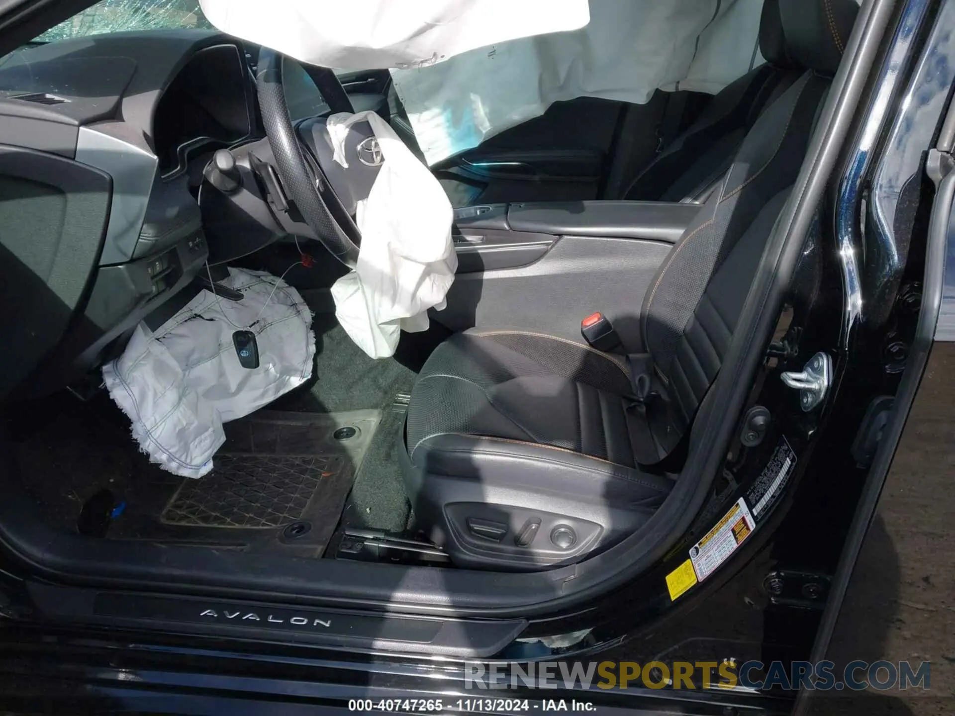 5 Photograph of a damaged car 4T1EA1AB8NU012210 TOYOTA AVALON 2022
