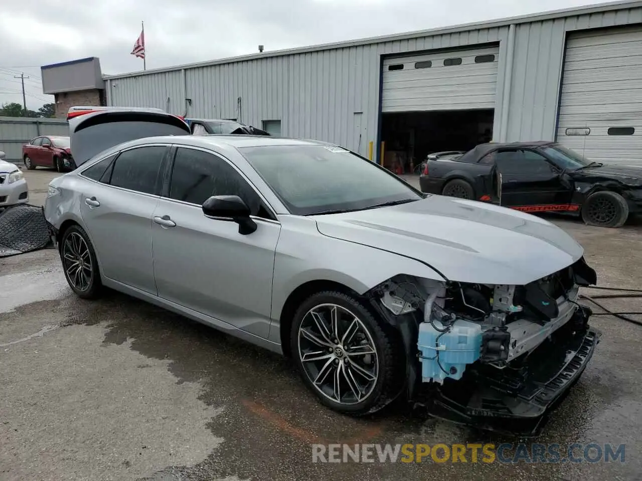4 Photograph of a damaged car 4T1GZ1FB1NU073652 TOYOTA AVALON 2022