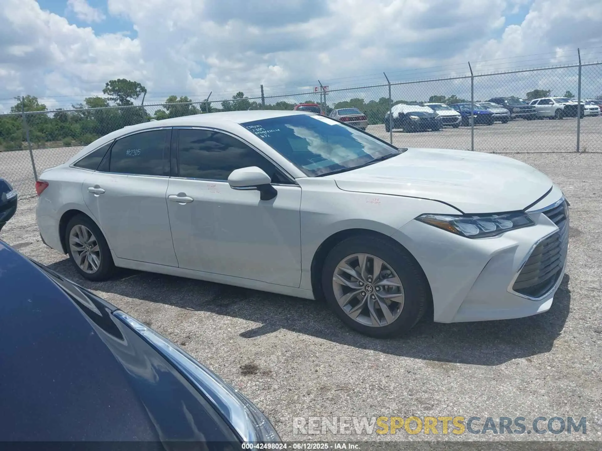 13 Photograph of a damaged car 4T1JA1AB5NU015841 TOYOTA AVALON 2022