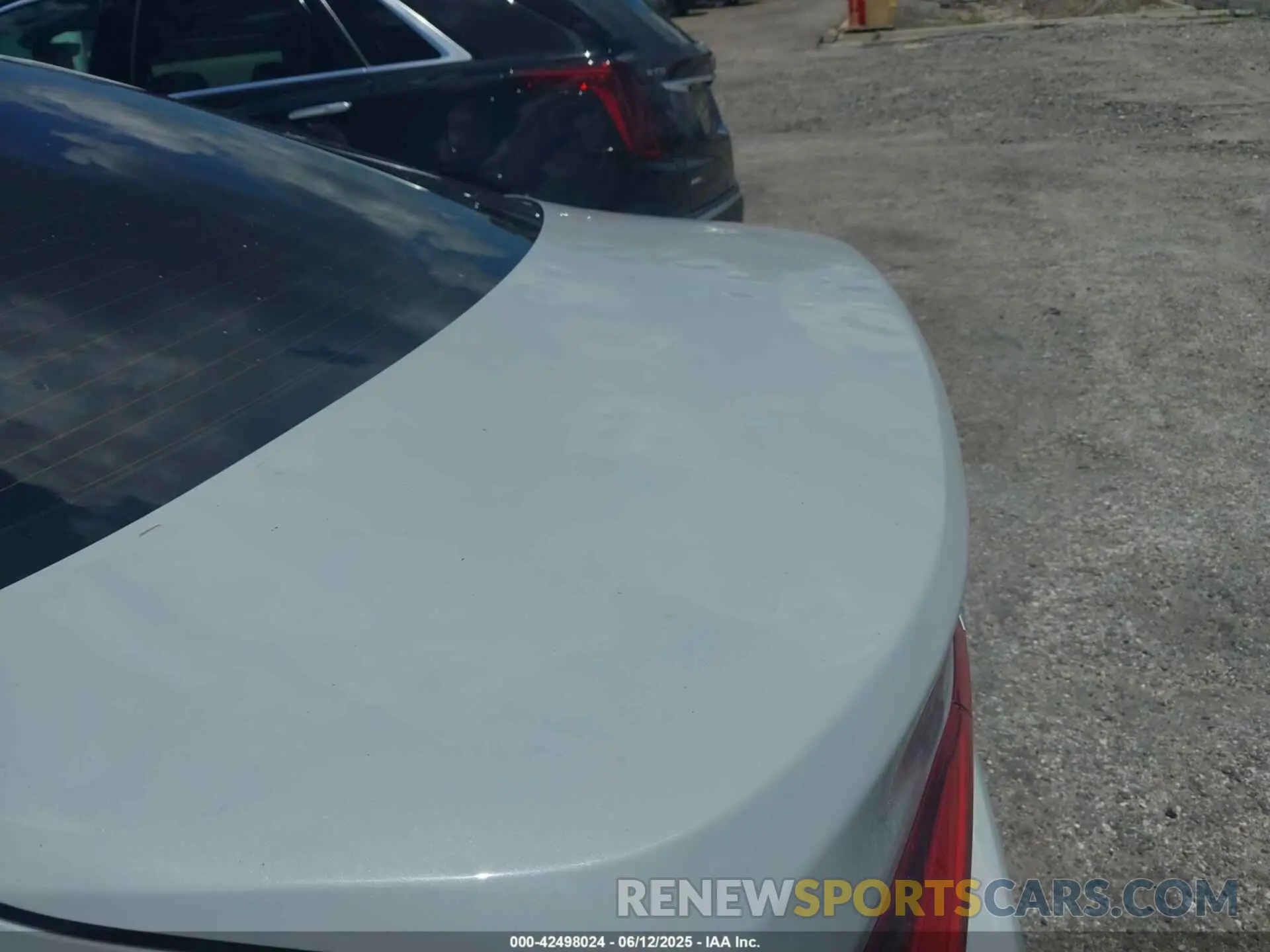 18 Photograph of a damaged car 4T1JA1AB5NU015841 TOYOTA AVALON 2022