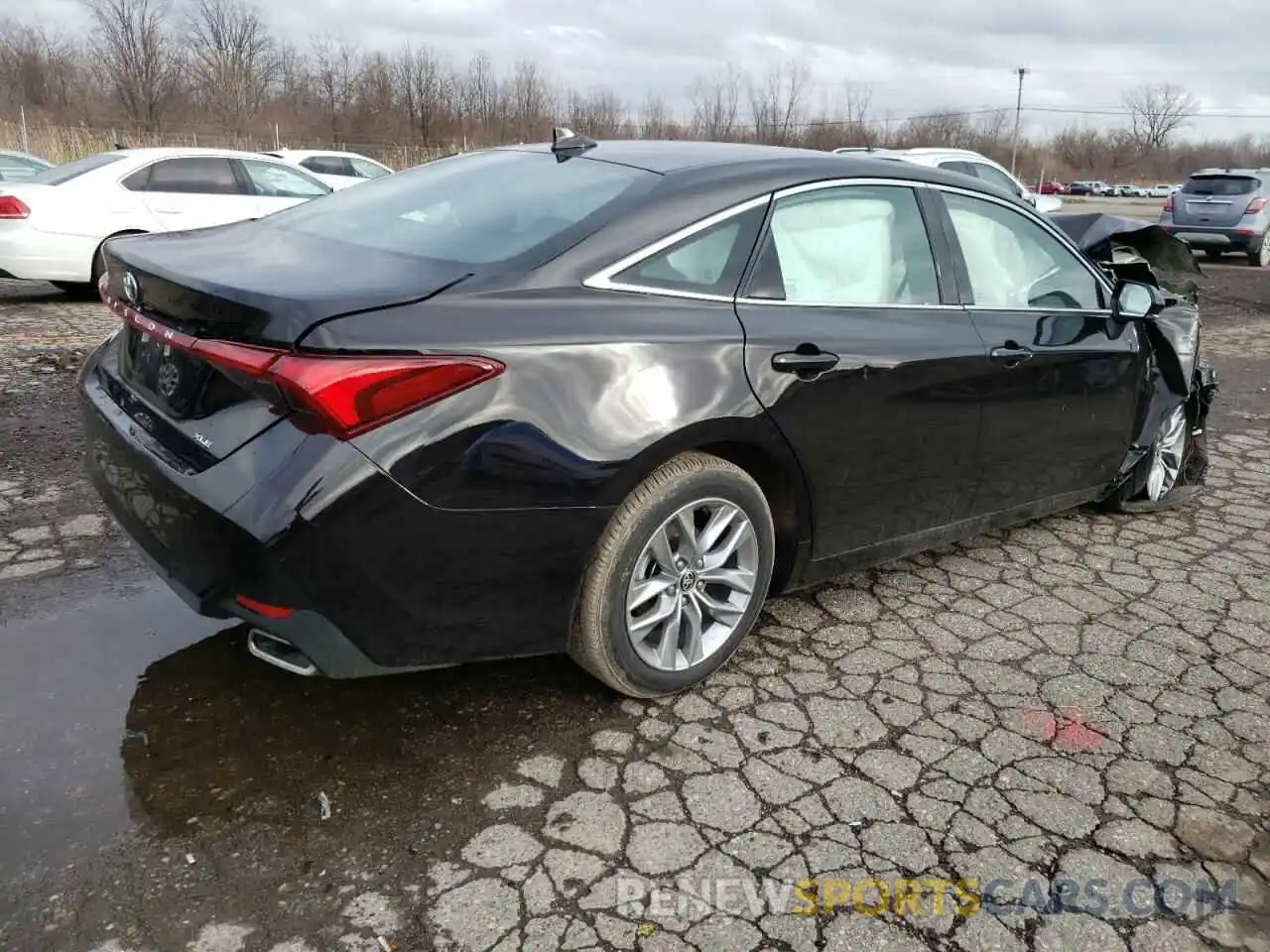 3 Photograph of a damaged car 4T1JZ1FB0NU087922 TOYOTA AVALON 2022