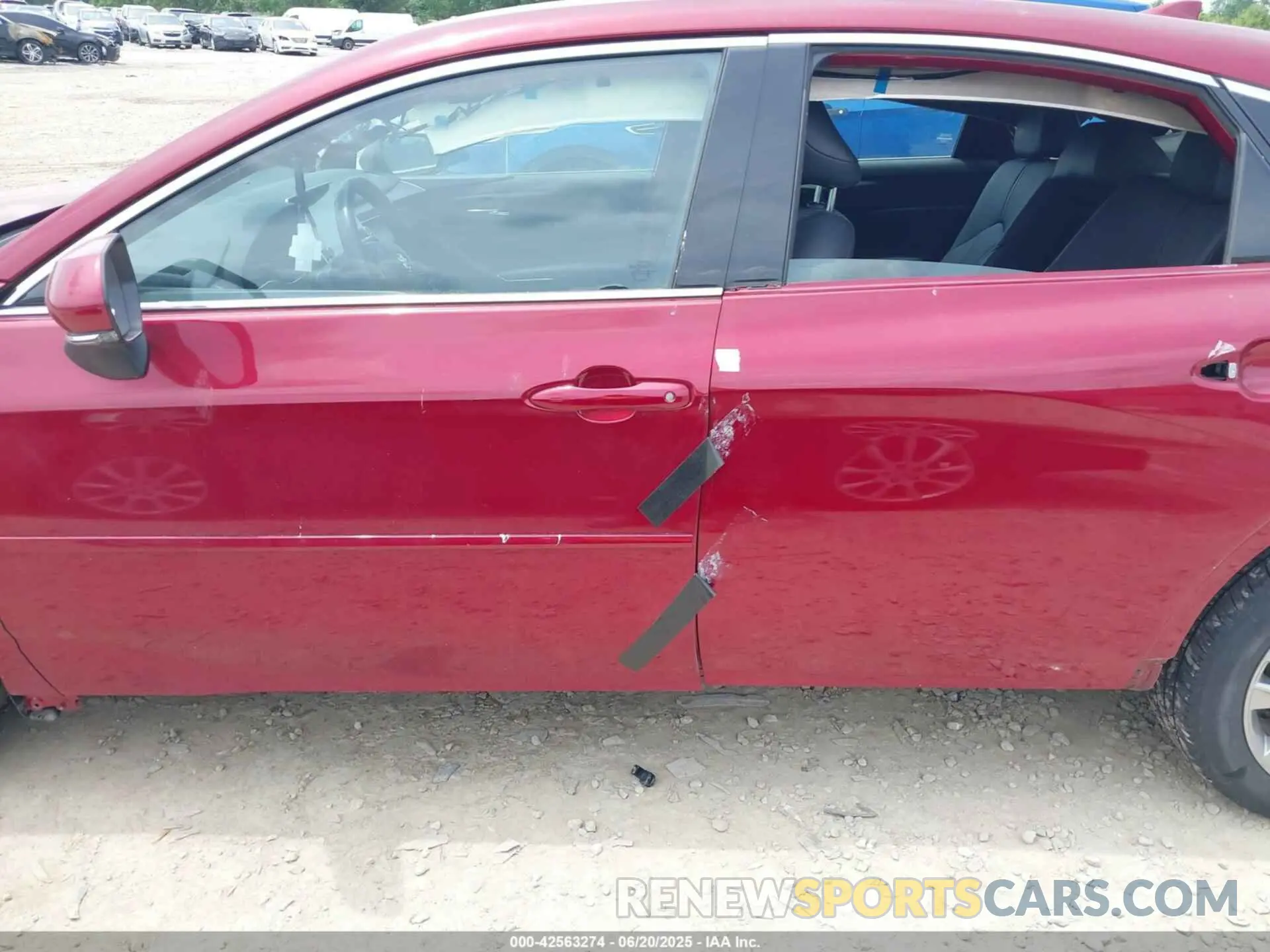 15 Photograph of a damaged car 4T1JZ1FB3NU084724 TOYOTA AVALON 2022