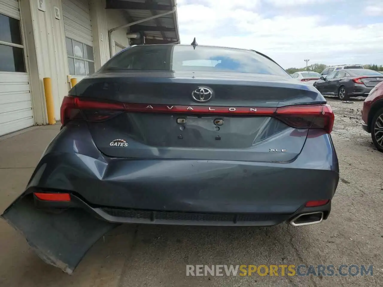 6 Photograph of a damaged car 4T1JZ1FB4NU076230 TOYOTA AVALON 2022
