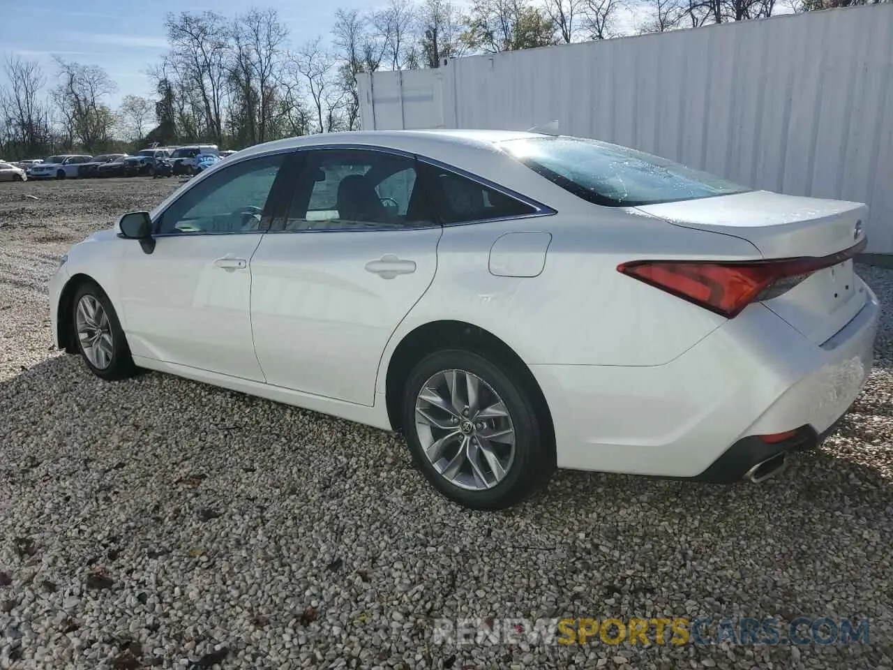 2 Photograph of a damaged car 4T1JZ1FB6NU080148 TOYOTA AVALON 2022