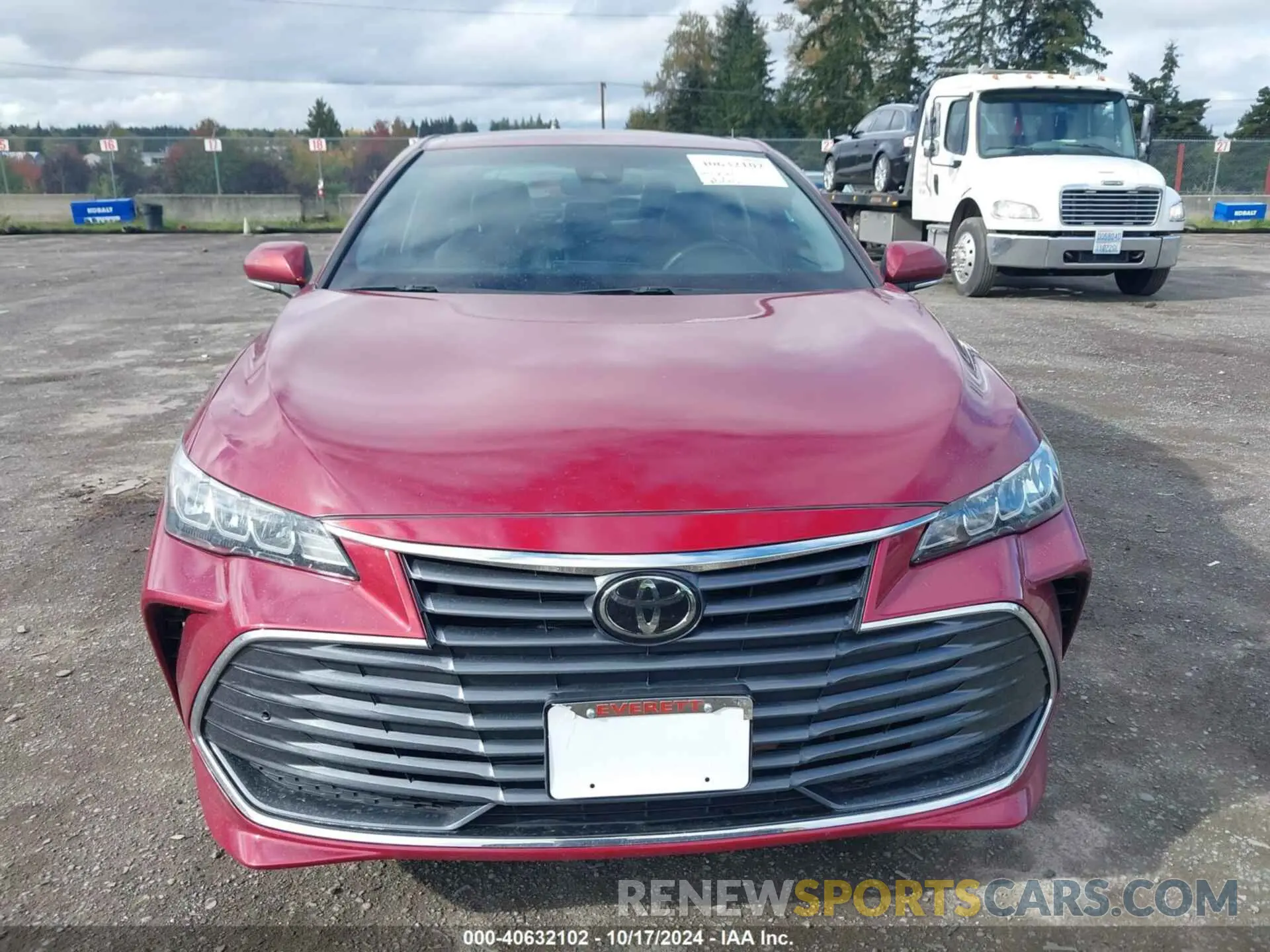 12 Photograph of a damaged car 4T1JZ1FB6NU082191 TOYOTA AVALON 2022