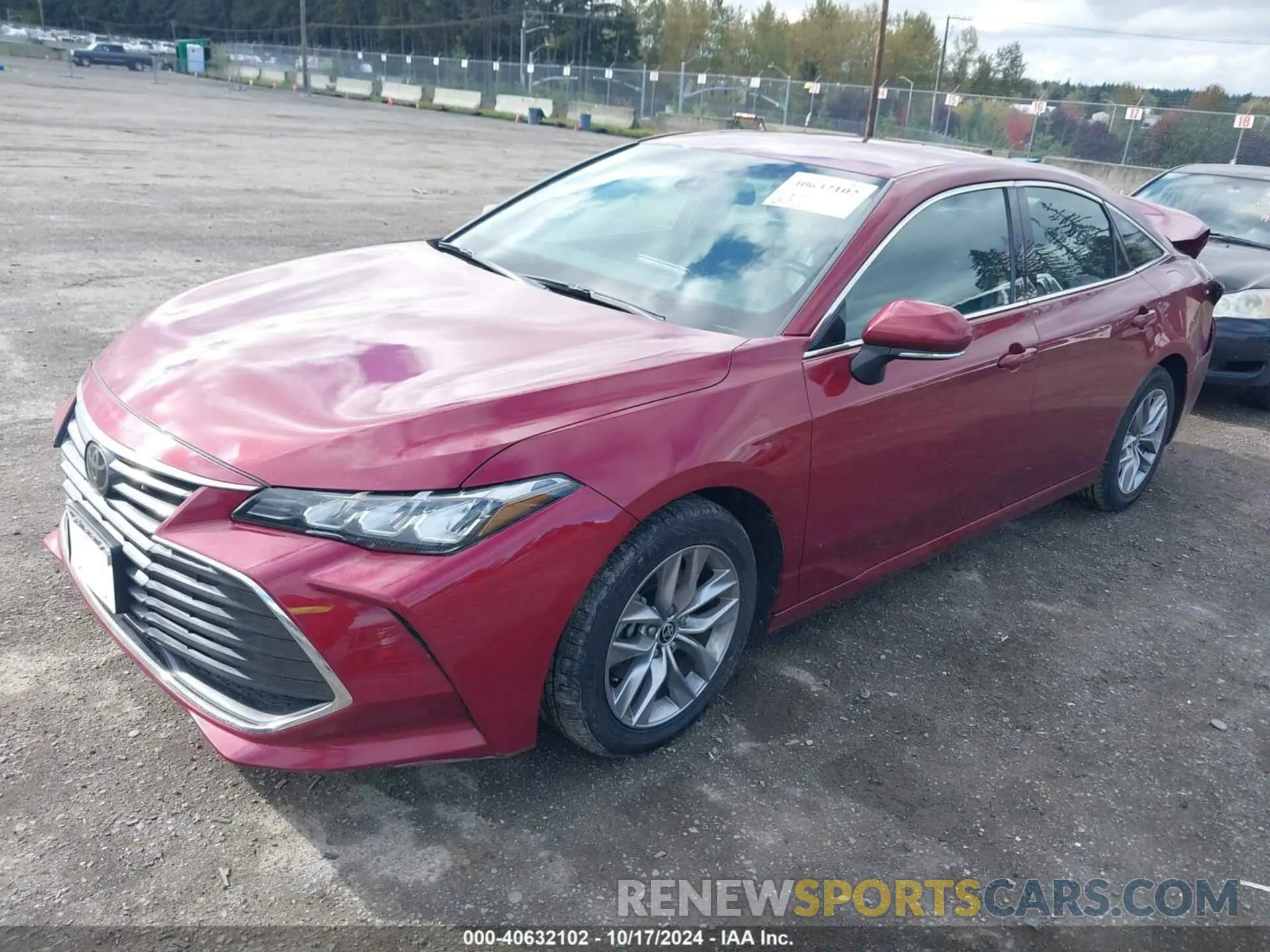 2 Photograph of a damaged car 4T1JZ1FB6NU082191 TOYOTA AVALON 2022