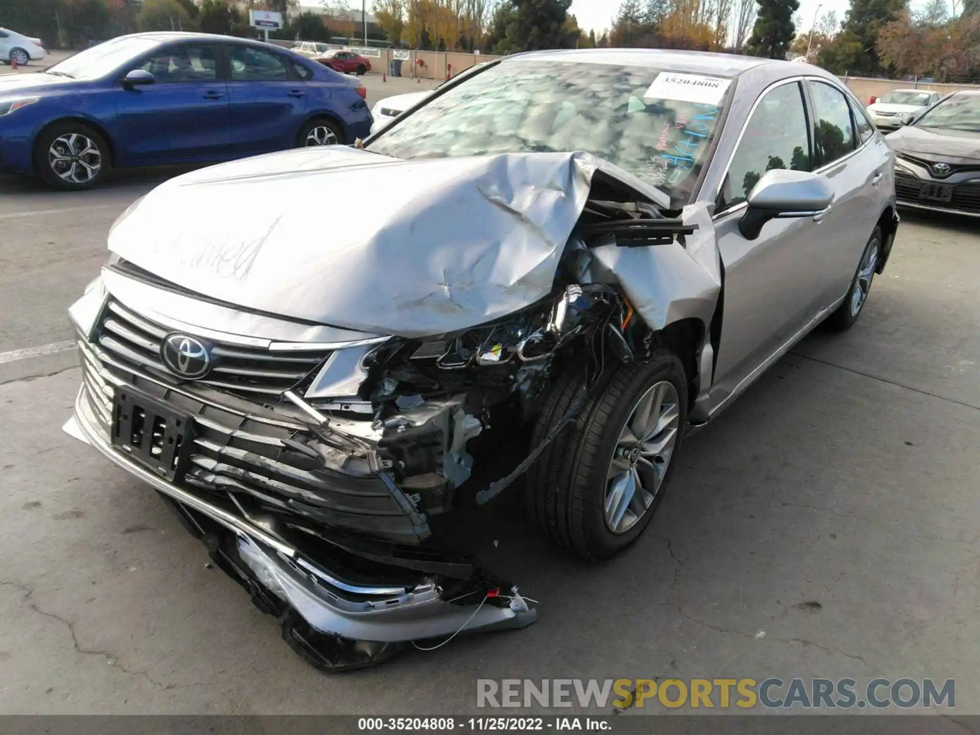 6 Photograph of a damaged car 4T1JZ1FB6NU084815 TOYOTA AVALON 2022