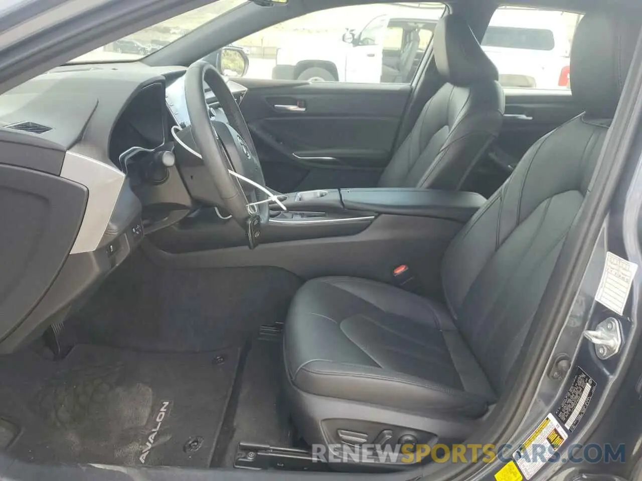 7 Photograph of a damaged car 4T1JZ1FB7NU084791 TOYOTA AVALON 2022