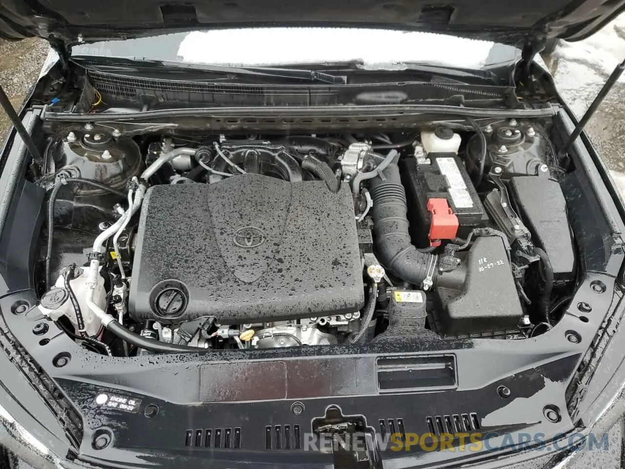 11 Photograph of a damaged car 4T1JZ1FB8NU076361 TOYOTA AVALON 2022