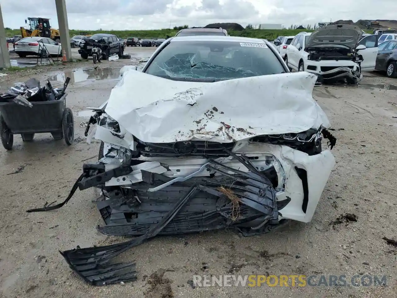 9 Photograph of a damaged car 4T1JZ1FB9NU079916 TOYOTA AVALON 2022