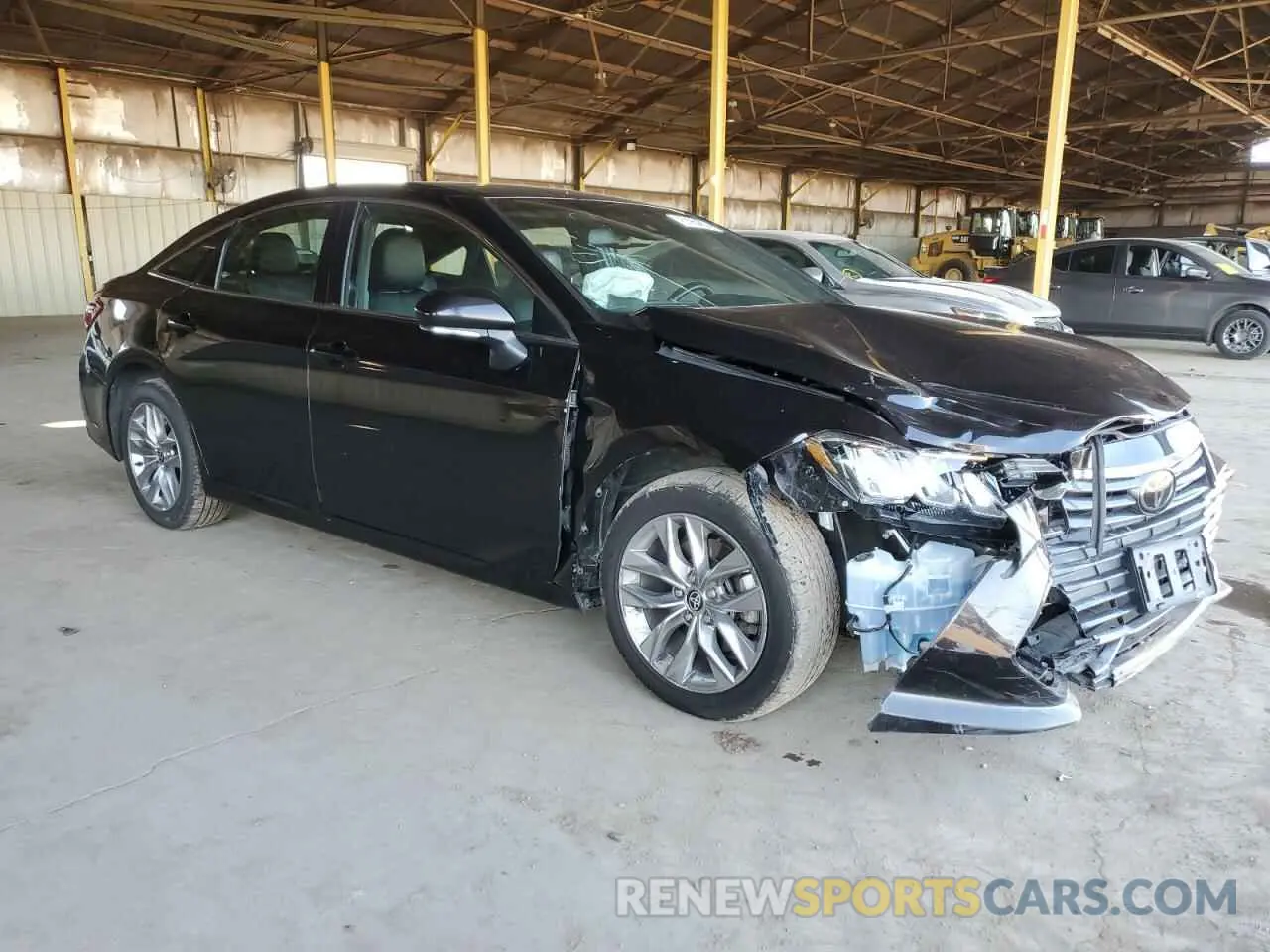 4 Photograph of a damaged car 4T1JZ1FBXNU074689 TOYOTA AVALON 2022