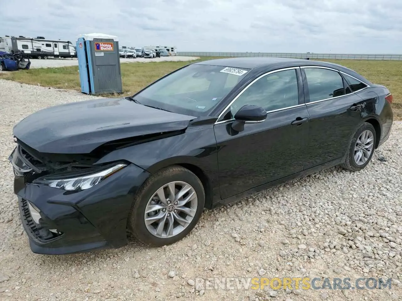 1 Photograph of a damaged car 4T1JZ1FBXNU075969 TOYOTA AVALON 2022
